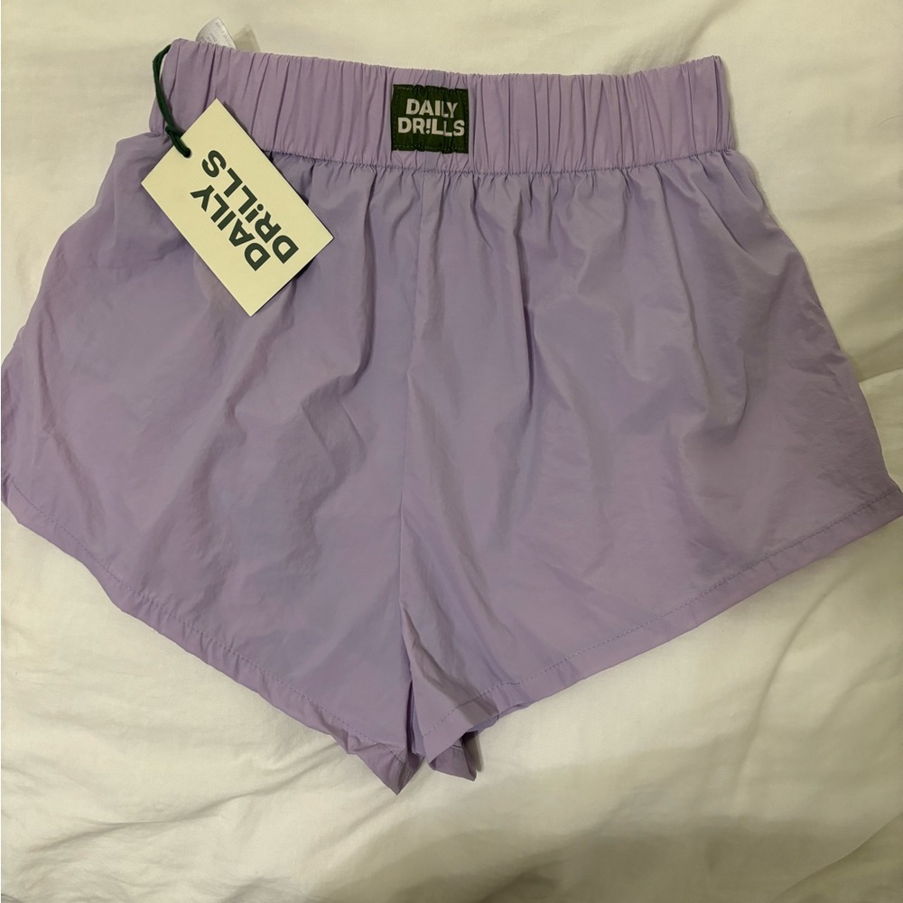 NWT DAILY DRILLS LAVENDER SHORTS